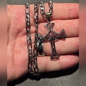 Cross pendant and necklace...24137